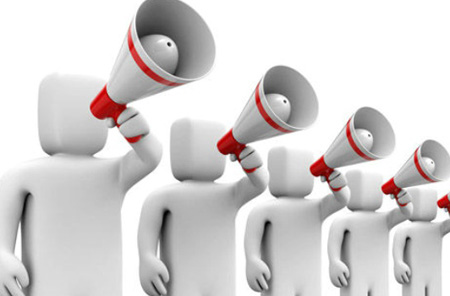 外国投资者通过购买境内广告企业的全部股权举办外资广告企业应提交什么文件？